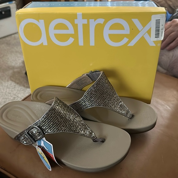 Aetrex Shoes - Aetrex Kate Silver Thong Sandals New